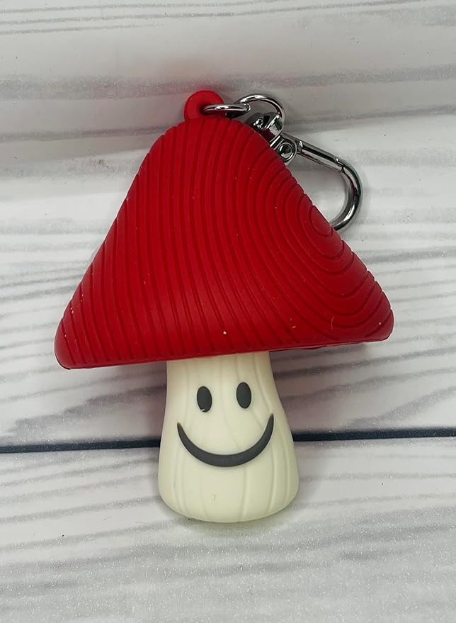 Bath and Body Works Wooden Red
